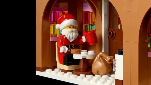 Festive Gingerbread House - Image 8