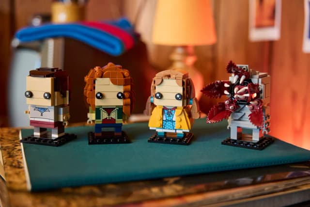 Eleven, Max, Demogorgon and Holly Figures - Image 4