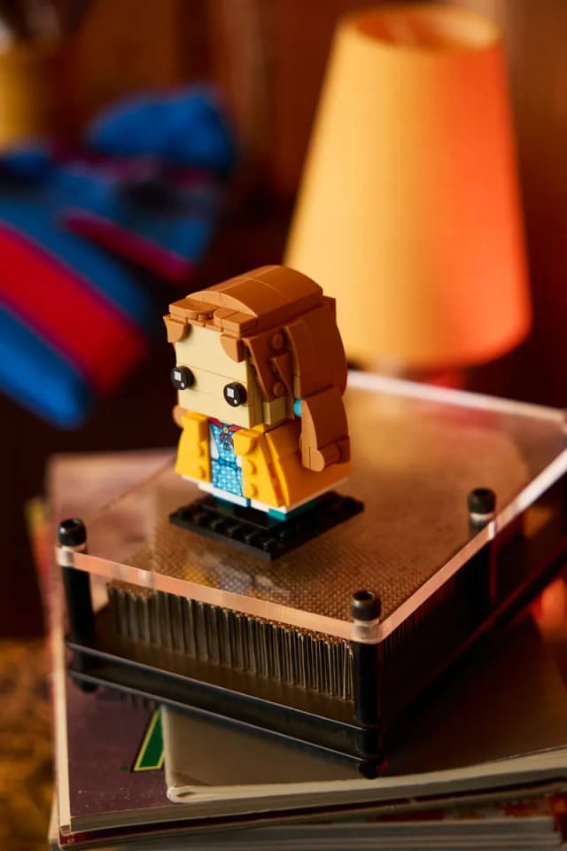 Eleven, Max, Demogorgon and Holly Figures - Image 5