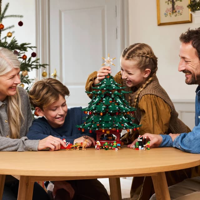 Family Christmas Tree Decoration - Image 8