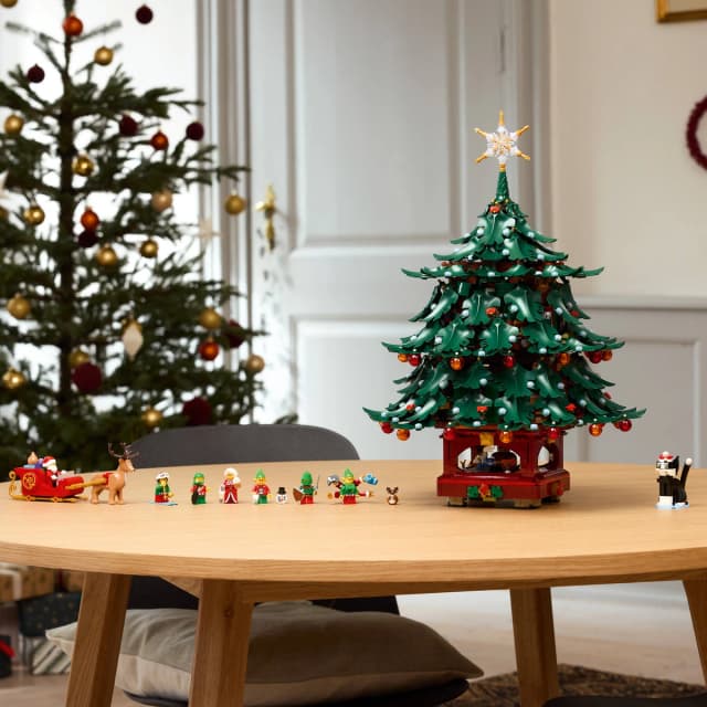 Family Christmas Tree Decoration - Image 7
