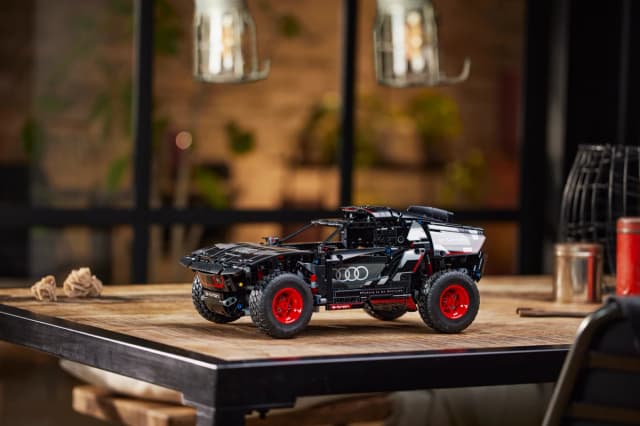 Audi RS Q e-tron - Image 9