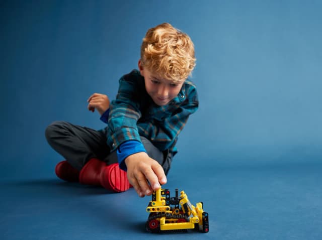 Heavy-Duty Bulldozer - Image 6