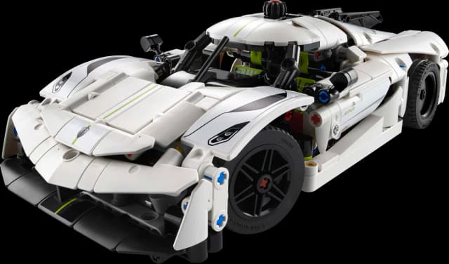Koenigsegg Jesko Absolut White Hypercar - Image 1