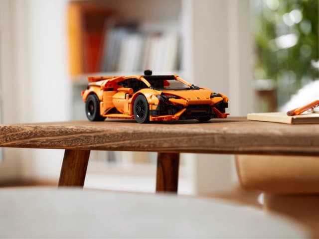 Lamborghini Huracán Tecnica Orange - Image 8