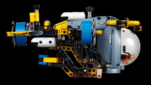 Deep-Sea Research Submarine - Image 4