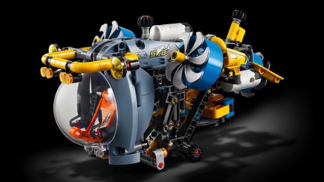 Deep-Sea Research Submarine - Image 12
