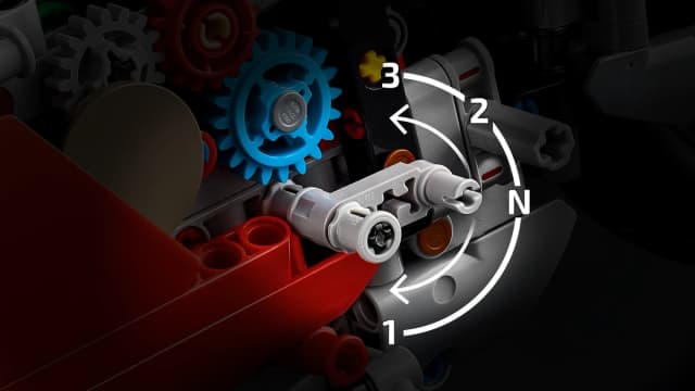 Ducati Panigale V4 S Motorcycle - Image 9