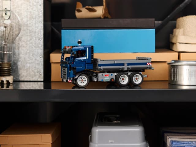 Tipping Dump Truck - Image 12