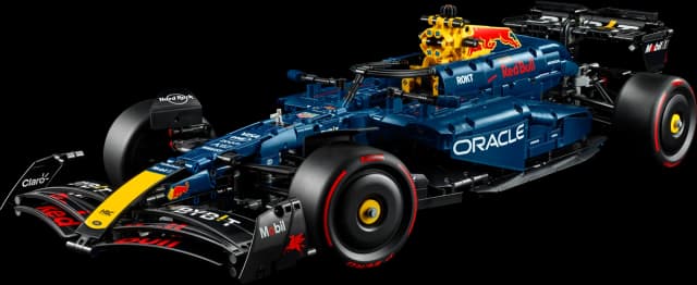 Oracle Red Bull Racing RB20 F1 Car - Image 2