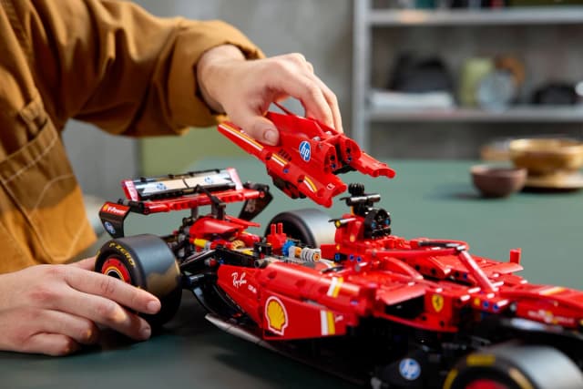 Ferrari SF-24 F1 Car - Image 8