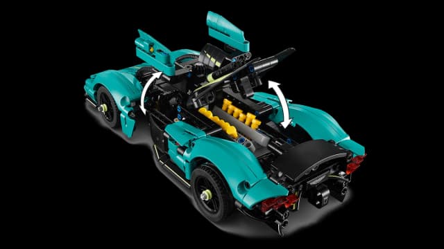 Aston Martin Valkyrie - Image 5