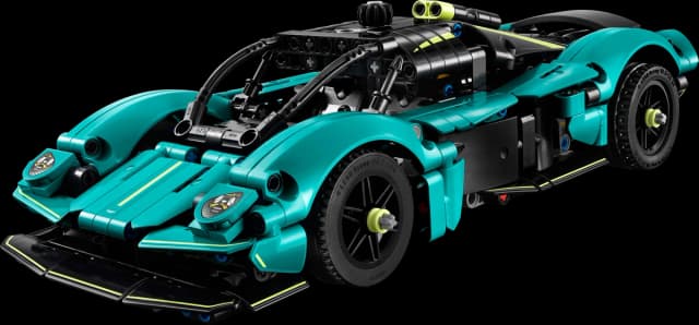 Aston Martin Valkyrie - Image 1