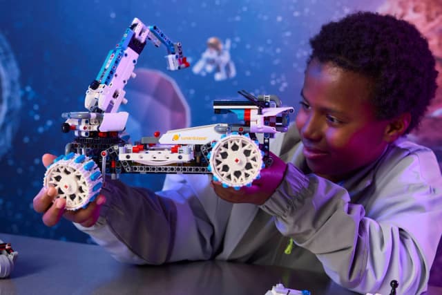 Lunar Outpost® Moon Rover Space Vehicle - Image 4
