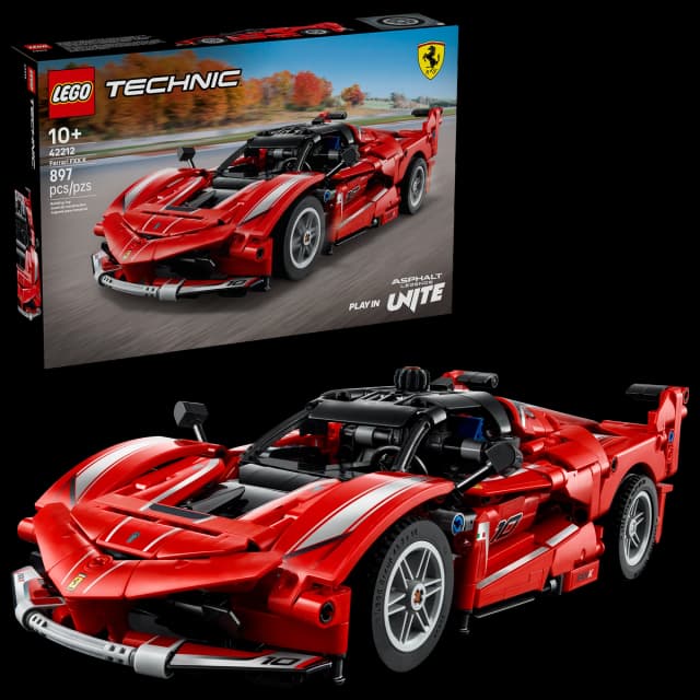 Ferrari FXX K - Image 8
