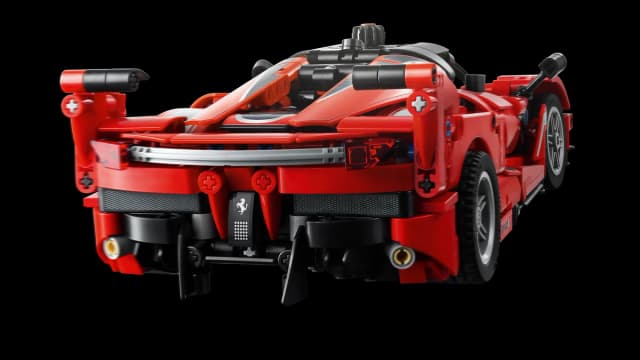 Ferrari FXX K - Image 9