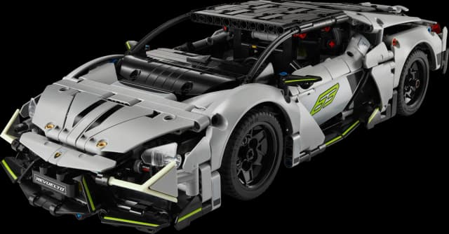 Lamborghini Revuelto Super Sports Car - Image 4