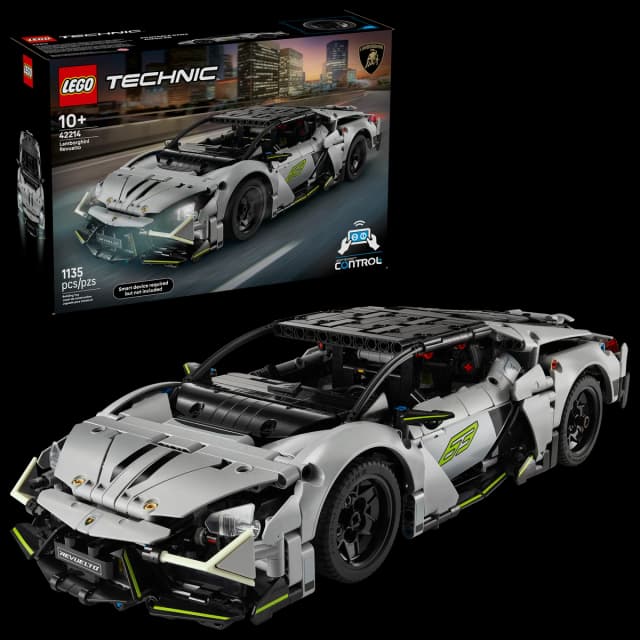 Lamborghini Revuelto Super Sports Car - Image 3