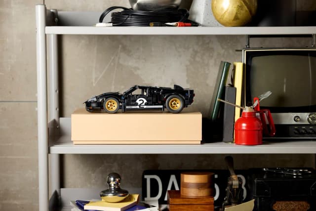 1966 Ford GT40 MKII Race Car - Image 9