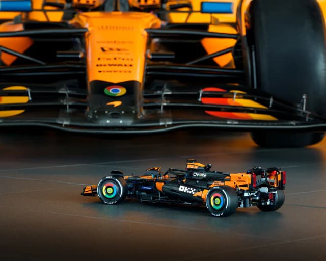 McLaren MCL39 F1® Car - Image 11