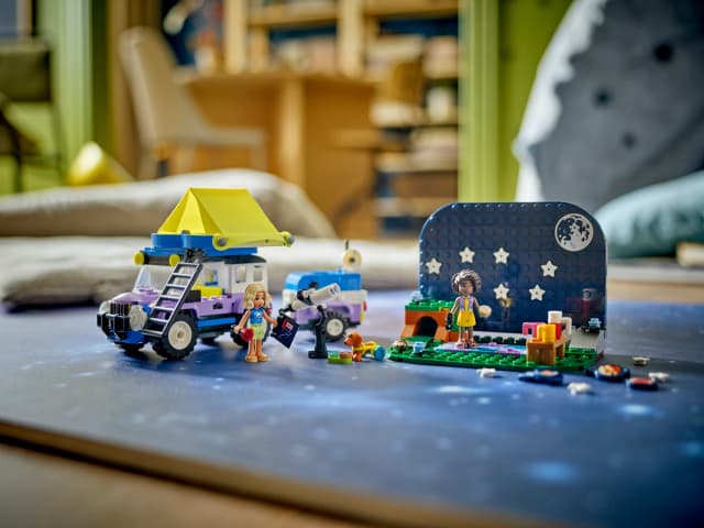 Stargazing Camping Vehicle - Image 8