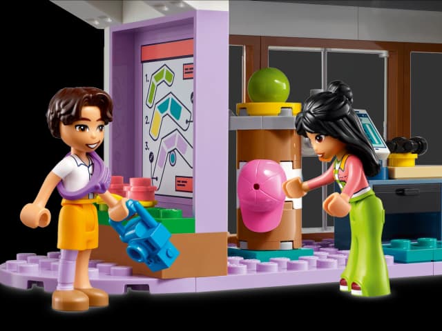 Heartlake City Shopping Mall - Image 11