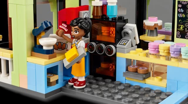 Heartlake City Café - Image 4