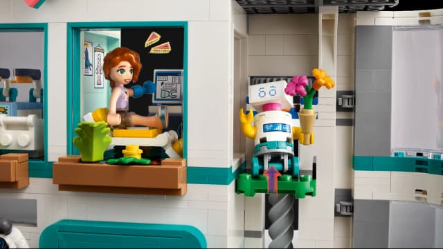 Heartlake City Hospital - Image 3