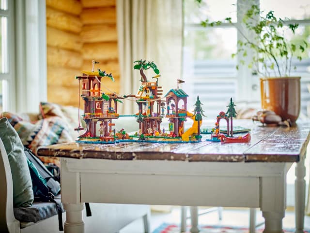 Adventure Camp Tree House - Image 12