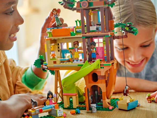 Friendship Tree House Hangout - Image 8