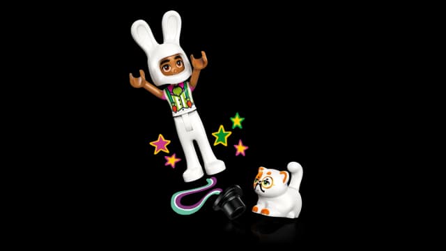 Costume Party with Unicorn & Fairy - Image 3