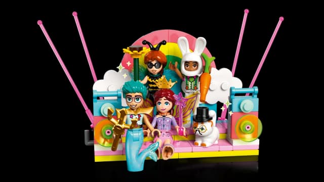 Costume Party with Unicorn & Fairy - Image 11