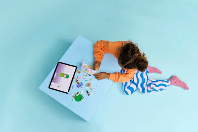 Heartlake City Bunny Hotel - Image 2