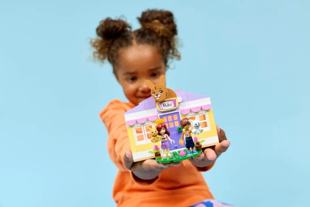 Heartlake City Bunny Hotel - Image 3