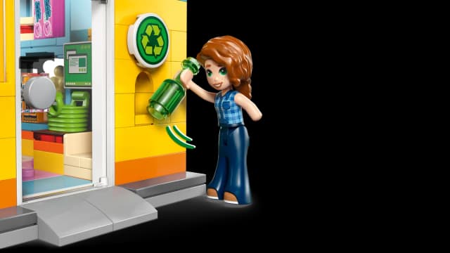 Heartlake City Convenience Store - Image 12