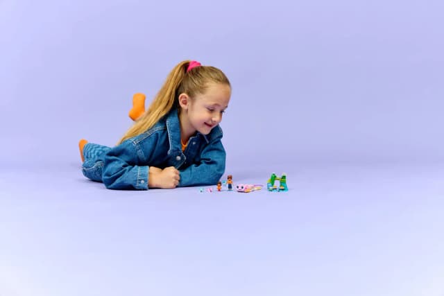 Axolotl Adventure Boat - Image 3