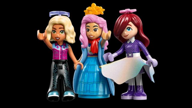 Heartlake City Fashion Show - Image 11