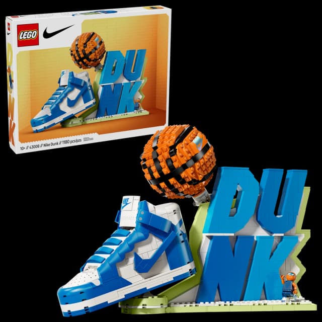 Nike Dunk x LEGO® Set - Image 2