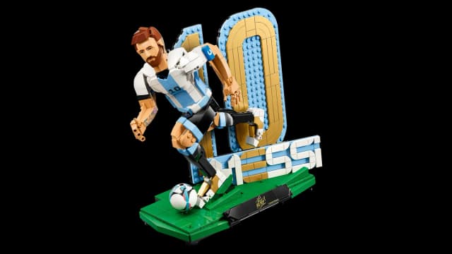 Lionel Messi – Soccer Legend - Image 5