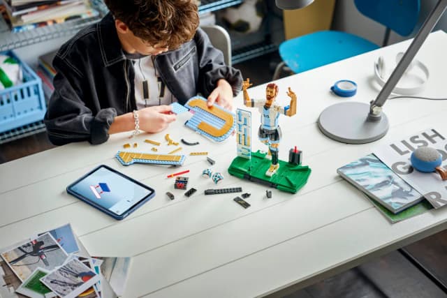 Lionel Messi – Soccer Legend - Image 6