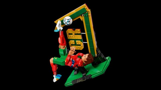 Cristiano Ronaldo – Soccer Legend - Image 5