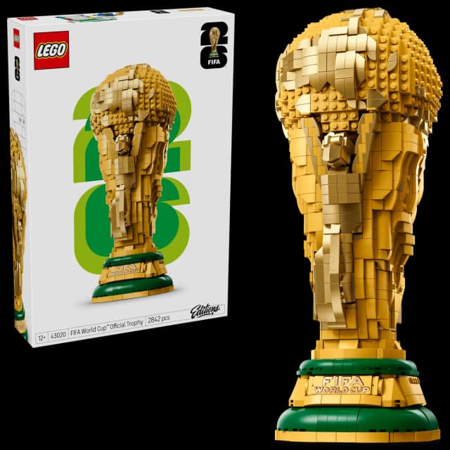 FIFA World Cup™ Official Trophy - Image 2