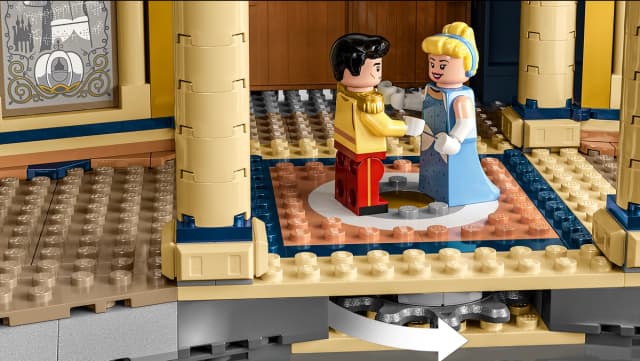 Disney Castle - Image 13