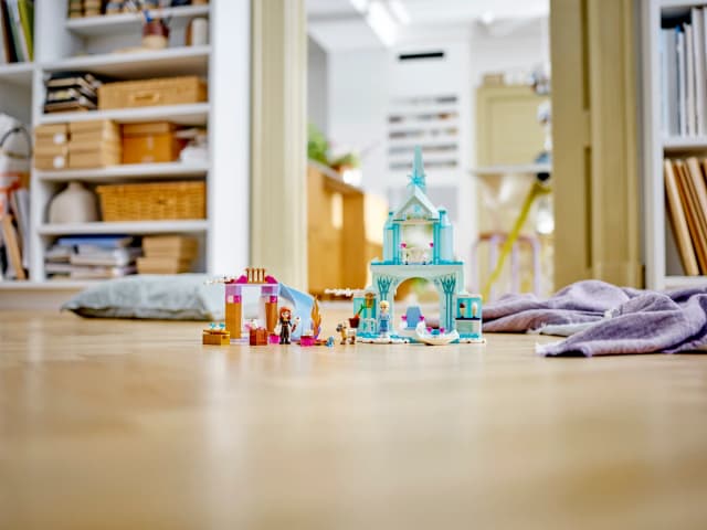 Elsa's Frozen Castle - Image 8