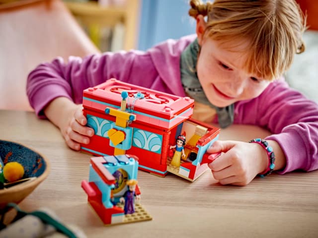 Snow White's Jewelry Box - Image 9