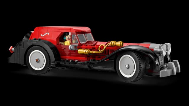 Cruella De Vil's Car - Image 12