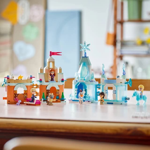 Mini Arendelle Castle & Elsa's Ice Palace - Image 3