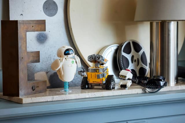 WALL-E and EVE - Image 4