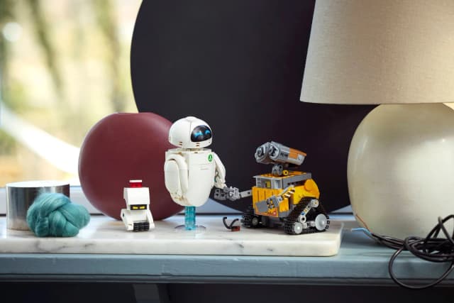 WALL-E and EVE - Image 7