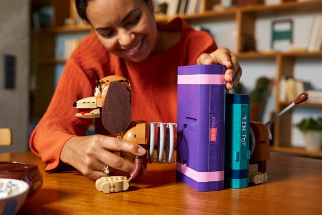 Toy Story Slinky Dog Bookends - Image 10